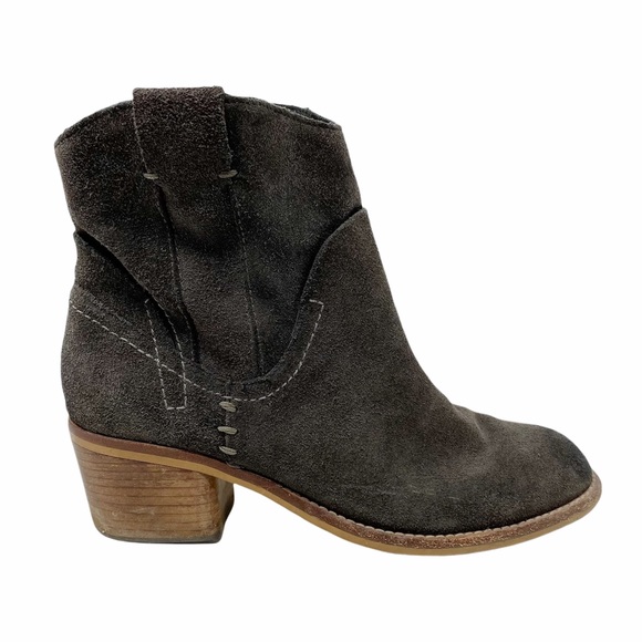 Dolce Vita Shoes - Dolce Vita | Suede Slouchy Western Booties